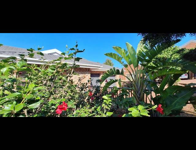 6 BEDROOM HOUSE FOR SALE IN GROOT BRAKRIVIER CENTRAL